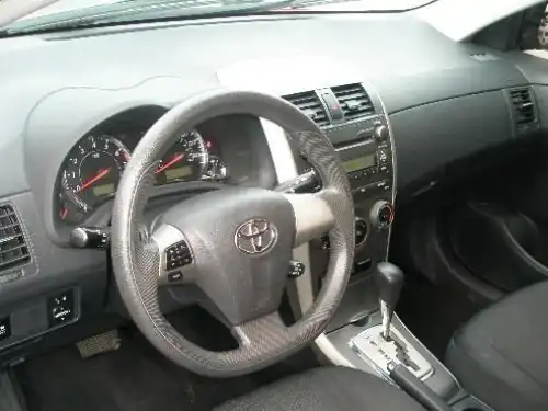 Toyota Corolla S 2011