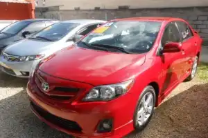 Toyota Corolla S 2013