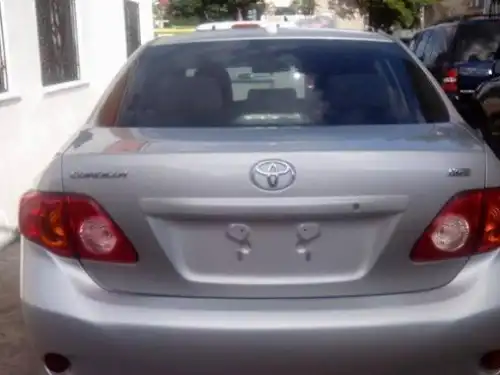 Toyota Corolla XLE 2009