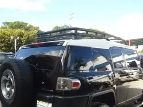 Toyota FJ Cruiser  2010