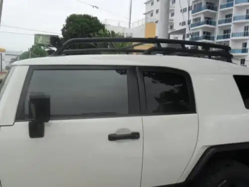 Toyota FJ Cruiser  2010