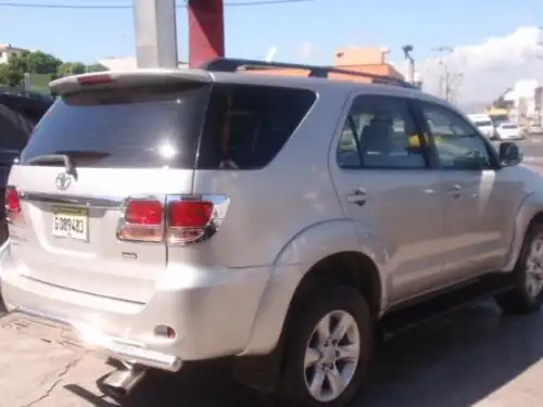 Toyota Fortuner2008