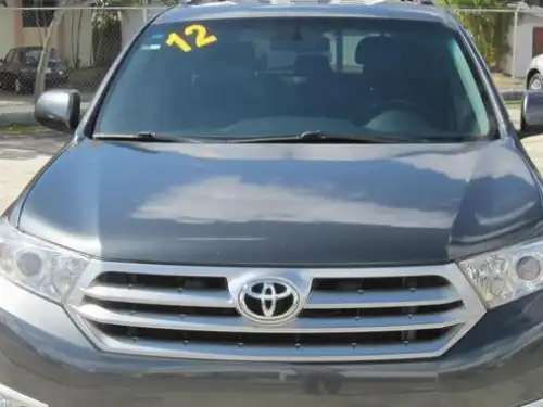 Toyota Highlander  2012