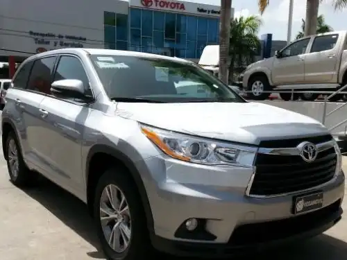 Toyota Highlander  2015