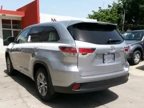 Toyota Highlander  2015