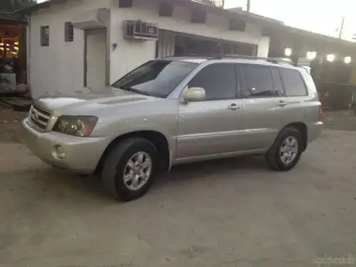 Toyota Highlander 2001 4x4 Full