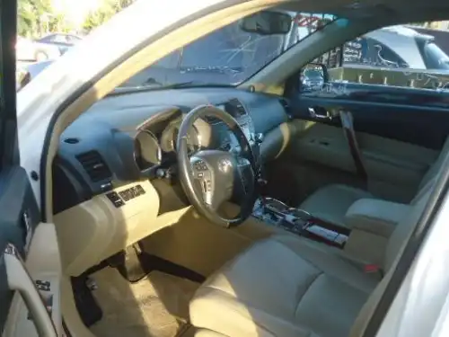 Toyota Highlander Limited 2011