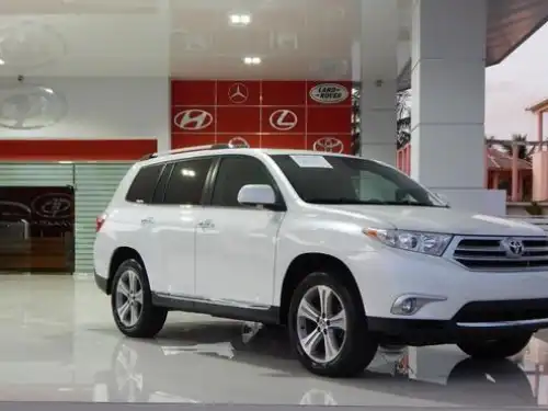 Toyota Highlander Limited 2011