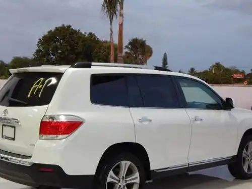 Toyota Highlander Limited 2011