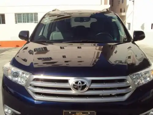 Toyota Highlander Limited 2011