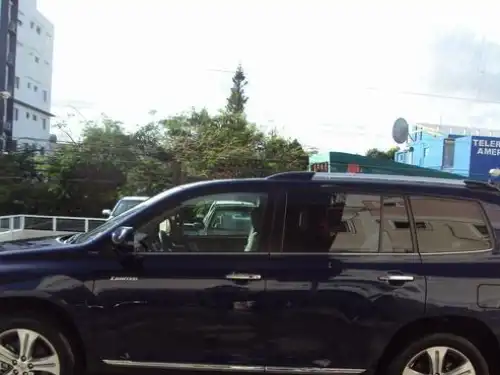 Toyota Highlander Limited 2011