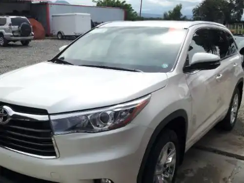 Toyota Highlander Limited 2014