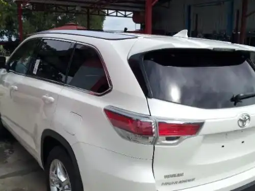 Toyota Highlander Limited 2014
