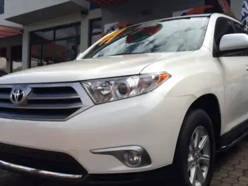 Toyota Highlander Sport 2011