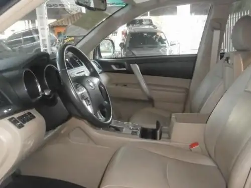 Toyota Highlander Sport 2012