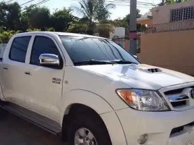 Toyota Hilux  2009