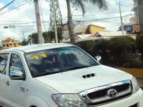 Toyota Hilux  2011