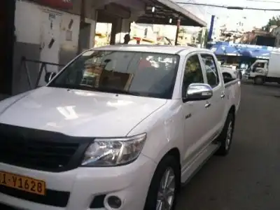 Toyota Hilux  2014