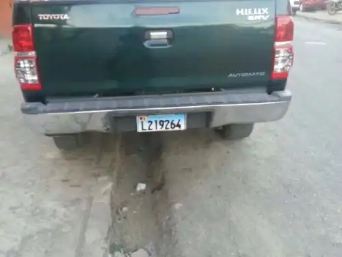Toyota Hilux 2006 4x4 Full