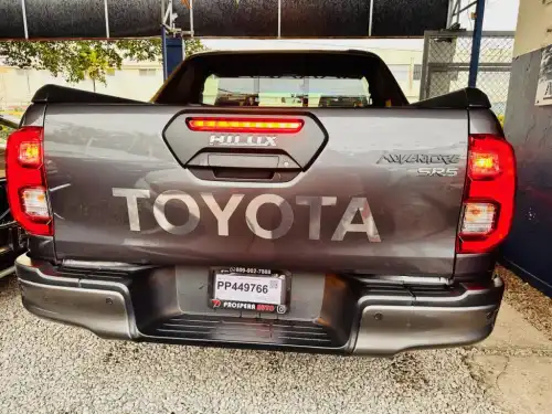 Toyota Hilux 2022