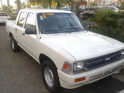 Toyota Hilux Faw  2006 Gas 