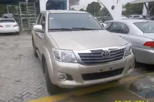 Toyota Hilux Limited 2013