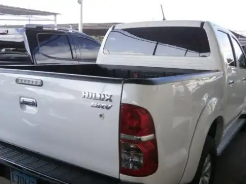 Toyota Hilux Limited 2013