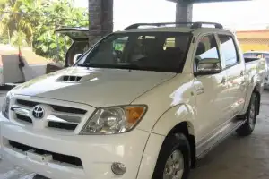 Toyota Hilux SRV 2009