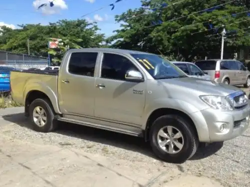 Toyota Hilux SRV 2011