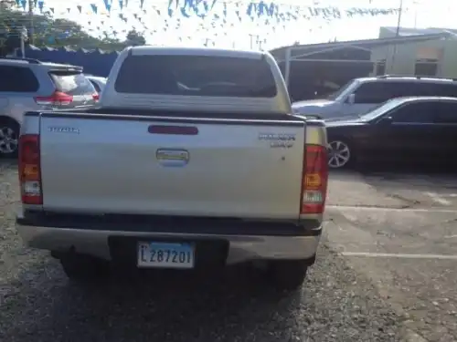 Toyota Hilux SRV 2011