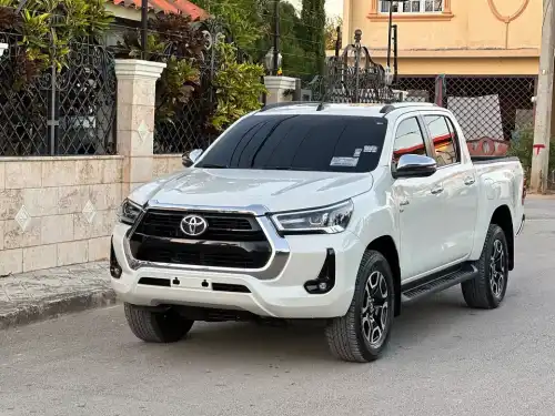 Toyota Hilux SRX 2022