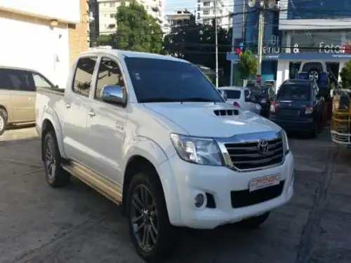 Toyota Hilux Vigo 2013