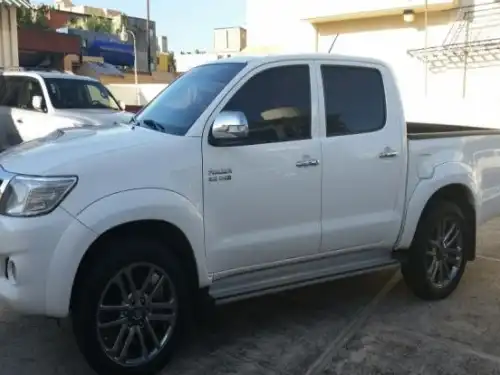Toyota Hilux Vigo 2013