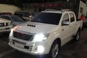 Toyota Hilux Vigo 2013