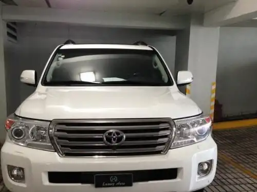 Toyota Land Cruiser  2013