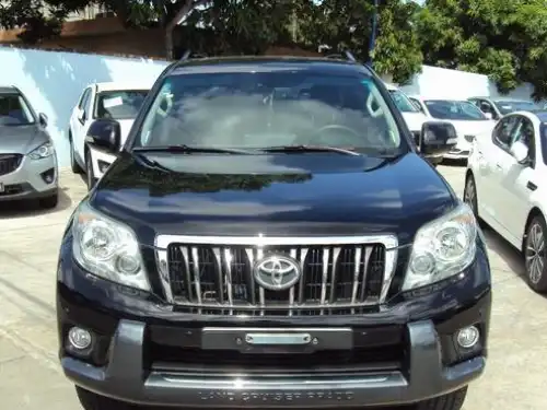 Toyota Land Cruiser Prado  2012