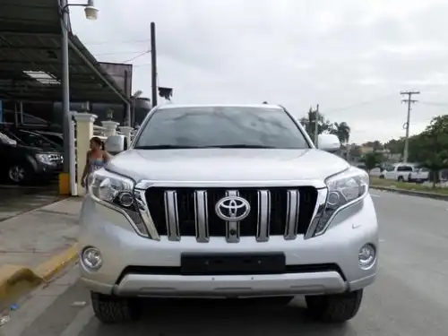 Toyota Land Cruiser Prado  2015