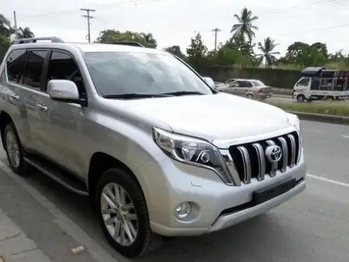 Toyota Land Cruiser Prado  2015