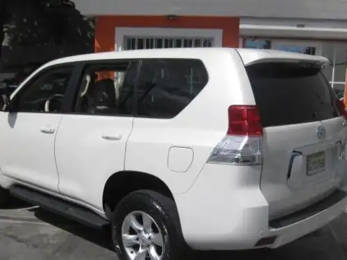 Toyota Land Cruiser Prado TX 2010