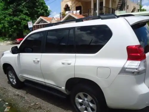 Toyota Land Cruiser Prado TXL 2011