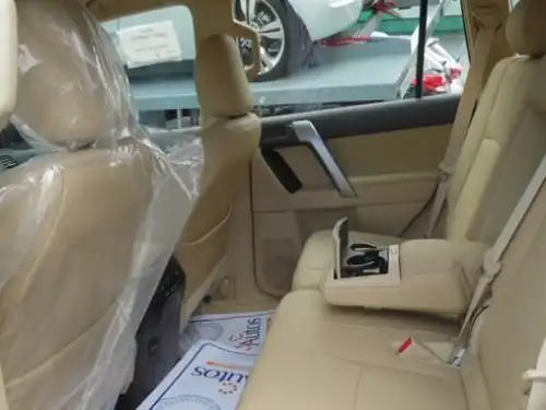 Toyota Land Cruiser Prado TXL 2015