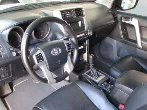 Toyota Land Cruiser Prado VX 2011