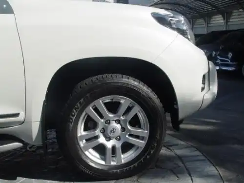 Toyota Land Cruiser Prado VX 2013