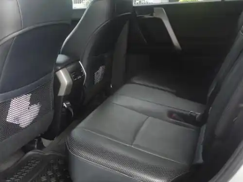Toyota Land Cruiser Prado VX 2013