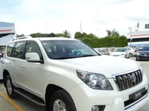 Toyota Land Cruiser Prado VXL 2013