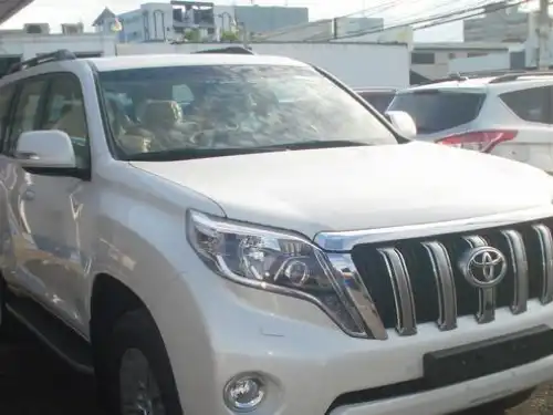 Toyota Land Cruiser Prado VXL 2015