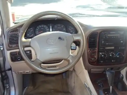 Toyota Land Cruiser VX 1999