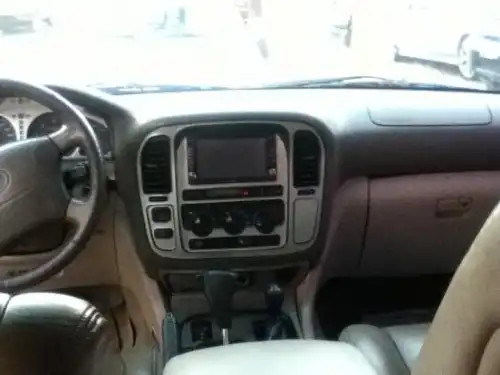 Toyota Land Cruiser VX 2000