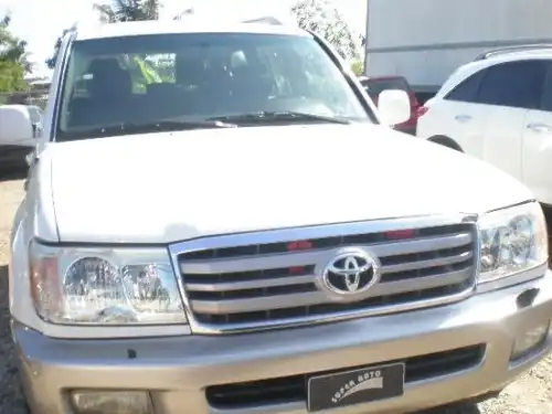 Toyota Land Cruiser VX 2001