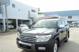 Toyota Land Cruiser VX 2010